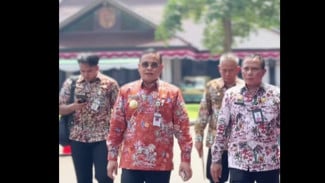 KPK Panggil Bupati Pati Sudewo, Kasus Suap Jalur KA Semakin Panas