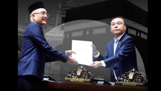 Warganet Panas! Usulan Syarat S2 dan TOEFL untuk Anggota DPR Jadi Sorotan