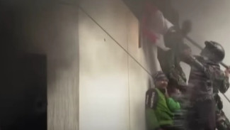 Demo Besar Indonesia Disorot Dunia: YouTuber Daryl Solis Bongkar Fakta Mengejutkan