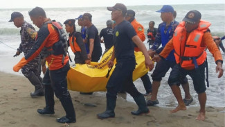 Dua Hari Pencarian, Tim SAR Gabungan Temukan Korban Tenggelam di Pantai Pasir Kebumen
