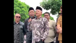 Viral! Ketua DPRD Wonosobo Salah Ucap Sila Pancasila di Depan Demonstran