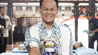 Bupati Purbalingga Bagikan Momen Donor Darah, Memaknai Ulang Tahun dengan Aksi Bermanfaat