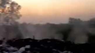 Aktivitas Pembakaran Sampah di Jalan Seruni Utara Bantaran Pekalongan Bikin Warga Resah