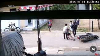 Pengendara Motor Bertabrakan Bocah Lari Ngejar Layangan di Comal Pemalang, Korban Alami Luka