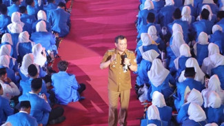 Gubernur Jateng Bongkar Cara Pemprov Layani Aduan Warga 1x24 Jam Dihadapan Mahasiswa Unimus Semarang