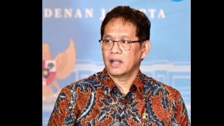 Rocky Gerung Kena Semprot Menkeu Purbaya Yudhi, Sindiran Tajam Berbalut Humor: Belajar Ekonomi Lagi Pak