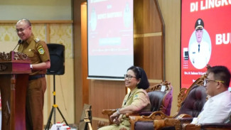 Kegiatan Pembinaan Pegawai RSUD Banyumas, Bupati Sadewo: Pelayanan Publik Cepat, Tepat dan Profesional