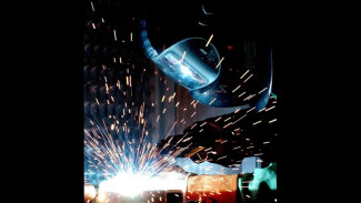 Buruh Cilacap Geruduk Bupati, Desak Kejelasan Upah Minimum 2025