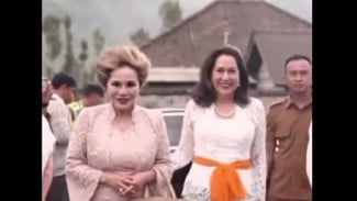 Ratna Sari Dewi Soekarno Hebohkan Publik dengan Menggelar Pemakaman Hidup di Tokyo