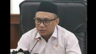 Curhat Haru Wahyudin Moridu ke Istri Viral: Siap Jadi Sopir Usai Dipecat PDIP
