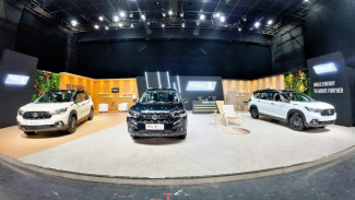 XL7 Hybrid Alpha Kuro Sudah Tersedia di Dealer, Suzuki Targetkan 300 Unit per Bulan dengan Program Trade-In