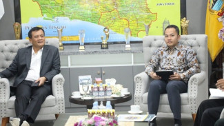 Batik Solo Trans Terancam Kehabisan Dana, Gubernur Jateng Ahmad Luthfi dan Walkot Solo Respati Cari Solusi Gotong Royong