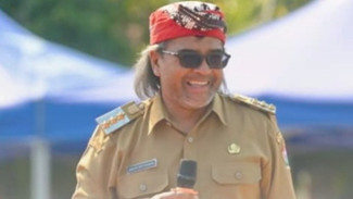 Bupati Agus Setyawan Jadi Guru Sehari di SMAN 1 Candiroto Temanggung, Ini yang Ia Ajarkan