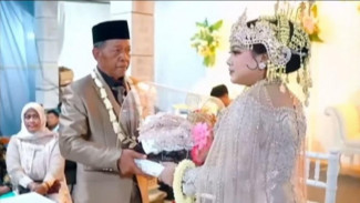 Mbah Tarman yang Nikahi Gadis 24 Tahun Ternyata Mantan Napi Kasus Penipuan Rp. 20 Triliun