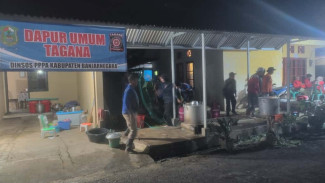 Bencana Longsor Banjarnegara, Kemensos Kirim Bantuan dan Bangun Dapur Umum bagi Pengungsi