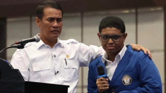 Mahasiswa Undip Curhat Harga Beras di Alor Tembus Rp30 Ribu, Mentan Amran Langsung Turun Tangan
