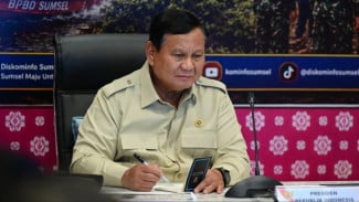 Presiden Prabowo Puji Kinerja Kabinet Merah Putih Tanpa Tanggal Merah: Yang Tidak Sanggup Boleh Minggir!