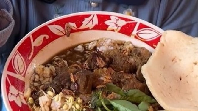 Nasi Rawon Enak Cuma 13 Ribuan