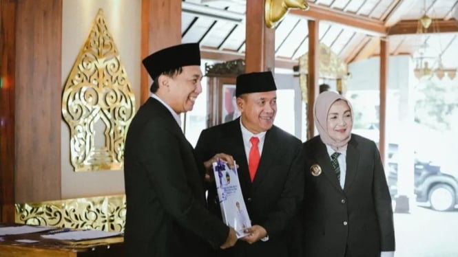 Serah Terima Jabatan Bupati dan Wakil Bupati Banyumas