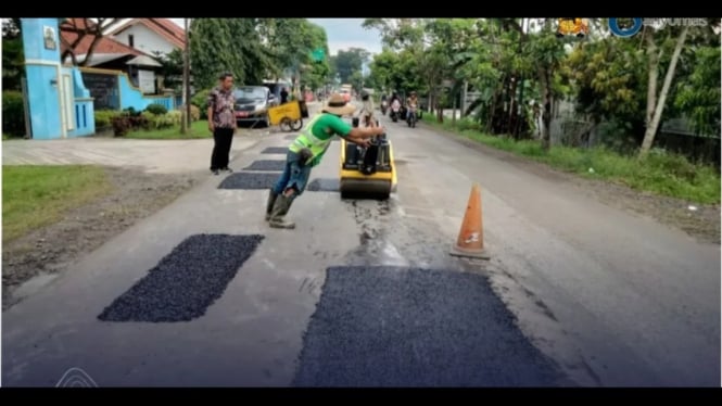 Pemeliharaan Rutin Jalan di Kabupaten Banyumas