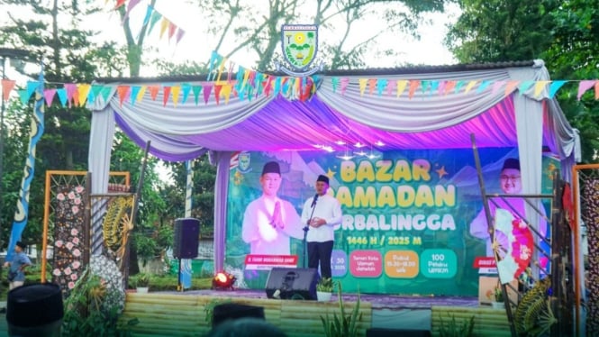 Bazar Ramadan di Taman Kota Usman Janatin