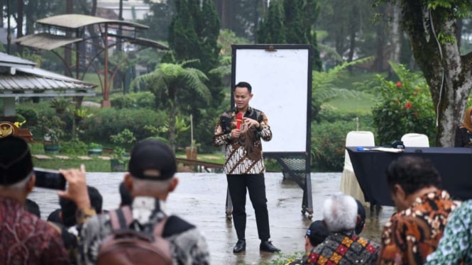 Bupati Purbalingga Ajak Kades dan Lurah Retreat