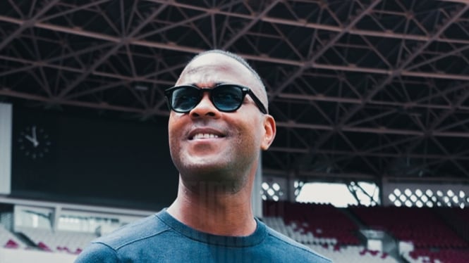 Netizen Serbu Patrick Kluivert