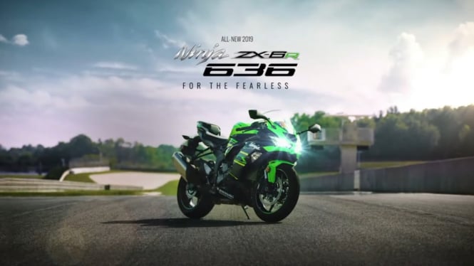 Motor Super Sport Kawasaki ZX6R