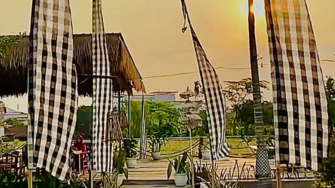 Langit Senja Cafe & Resto Banyumas