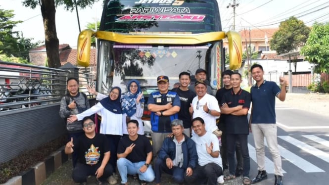 Pemkab Banyumas Berangkatkan 10 Bus dalam Mudik Gratis