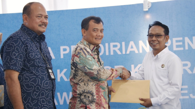 peresmian kantor koperasi konsumen buruh Jateng sejahtera