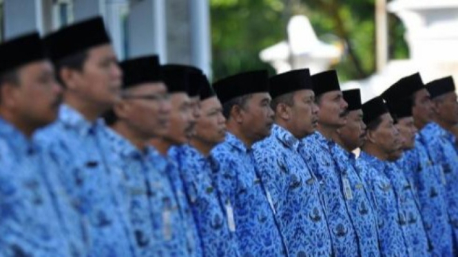 Gaji ke-13 pensiunan PNS cair Juni 2025
