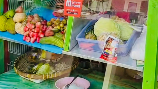 Warung Rujak Bu Anwar