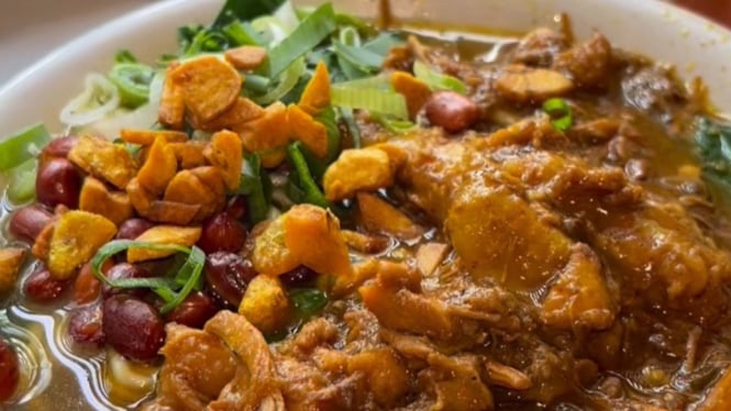 Mie ayam Kamsir