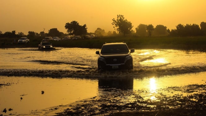 SUV milik Toyota yang tangguh