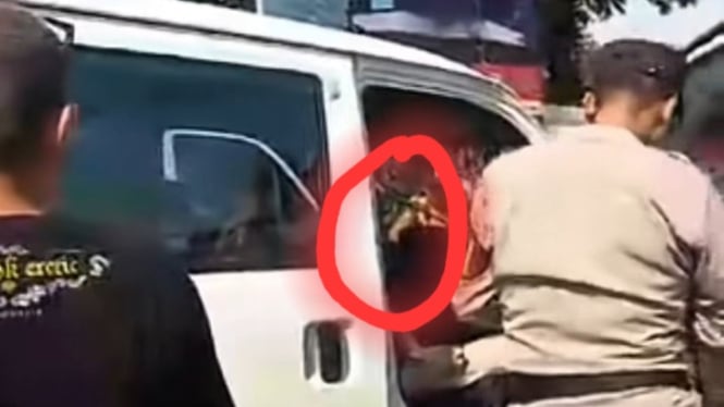 Penemuan WNA Korea  Meninggal Dalam mobil