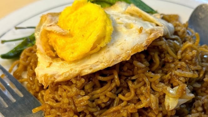 Kedai Nasi Oplos AAH di Purwokerto