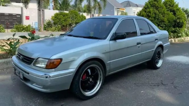 Toyota Soluna