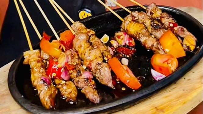 Sate Kambing Muda Cemplit