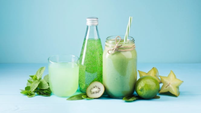 Ilustrasi Minuman Detoks Alami