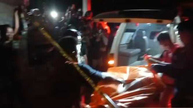 Orang Tewas Dalam Mobil di Purworejo