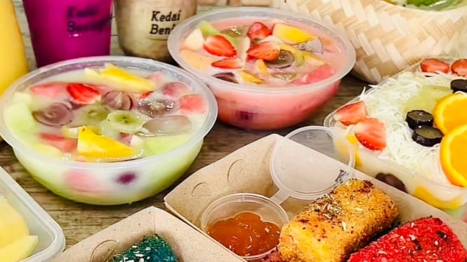 Kedai Bening Sari Cilacap, Surga Jus & Risol Pelangi Kekinian
