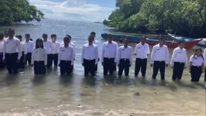 Penyerahan SK CPNS di Kabupaten Timor Tengah Utara
