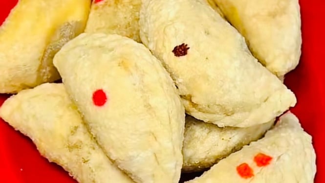 Cireng Njlebod Banjarwaru, Ludes Ribuan Per Hari