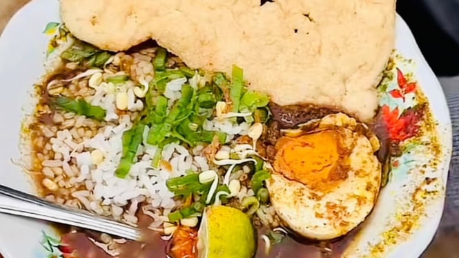 Gultik Aduhai, Nikmati Sensasi Rawon dan Gultik Ayam Pedas