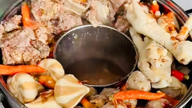 Bakso Bohay Kroya, Raja Pentol Kuah Mercon