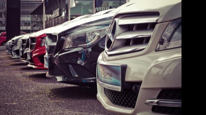 Ilustrasi Mobil dinas pejabat eselon naik tahun 2026
