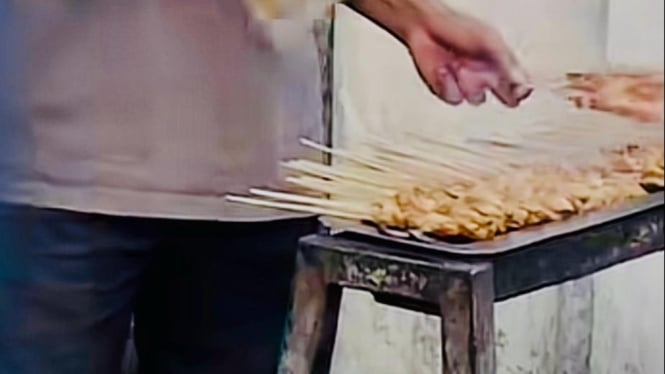 Sate Ayam Pak Sikun, Favorit Pinggir Jalan di Purwokerto