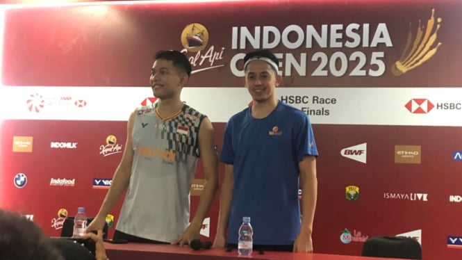 Fajar/Rian kalahkan pasangan Denmark di Indonesia Open 2025