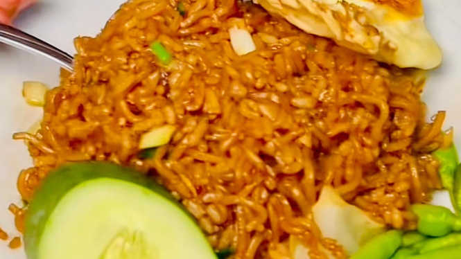Nasi Goreng Legendaris Anak Kampus